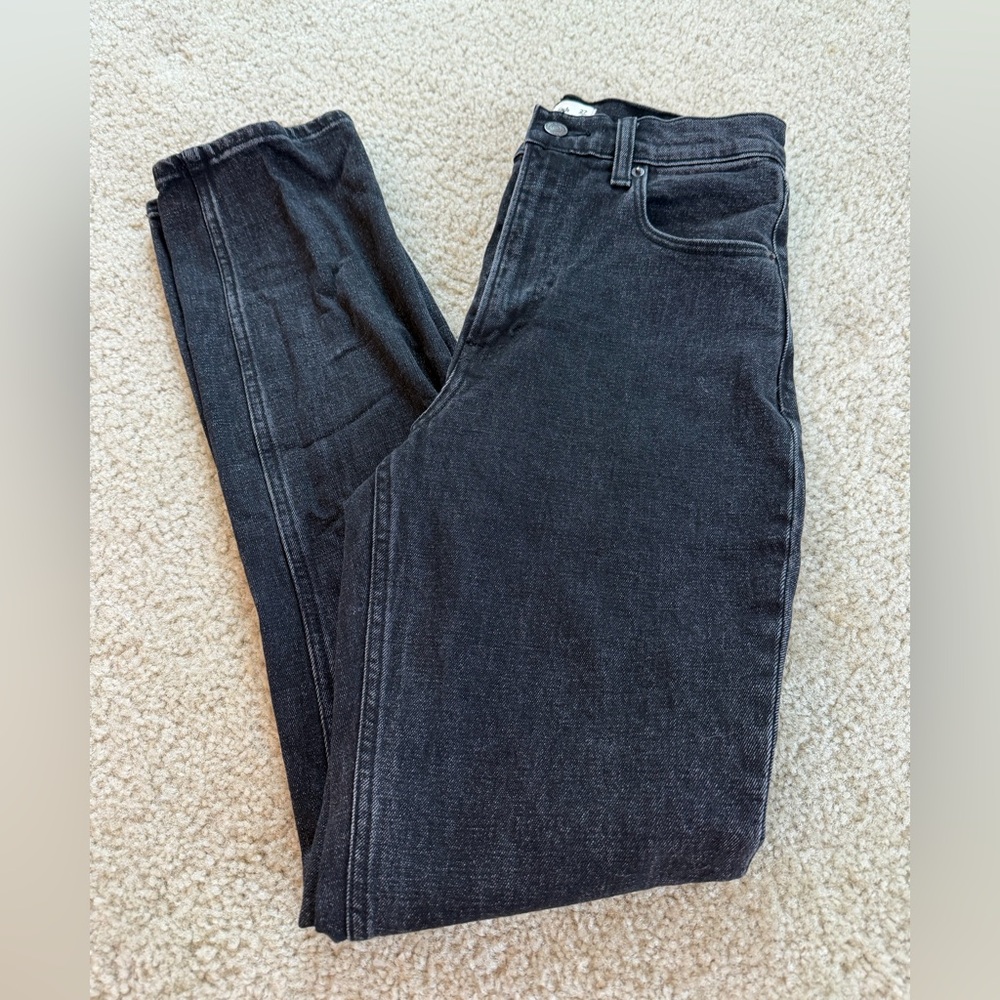 Size 27/4 Abercrombie & Fitch The Slim Straight Ultra High Rise Jeans - Picture 4 of 11